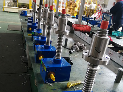 SJB系列滚珠丝杆螺旋升降机 - 泽伊传动设备(上海)有限公司图片1