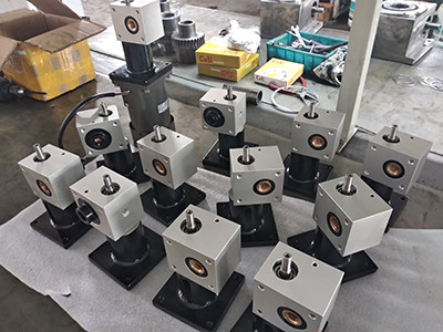 不锈钢、铝合金丝杆升降机