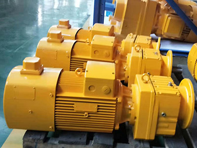 R系列斜齿轮硬齿面减速机 - 泽伊传动设备(上海)有限公司图片2